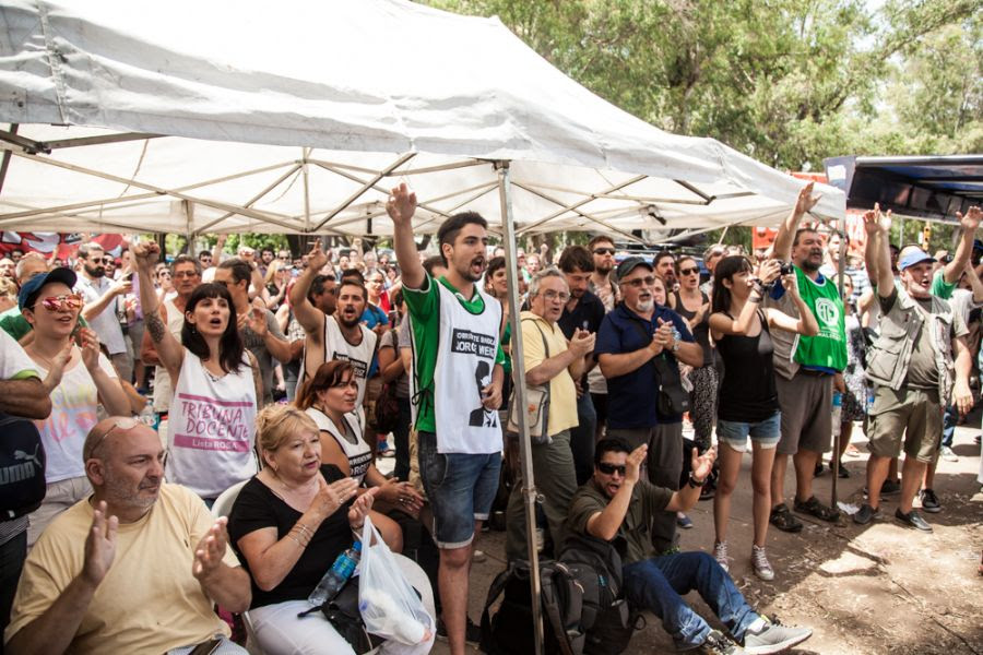 Cumple una semana la ocupación del INTI contra los 254 despidos en el organismo