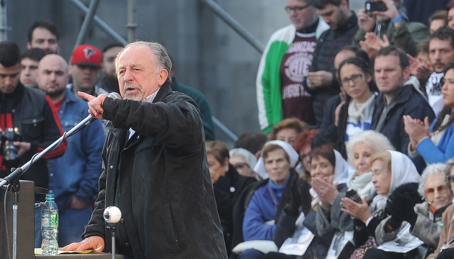 «Los que se bajaron de la marcha también se bajaron de la dignidad»