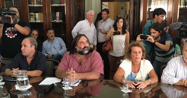 Vidal tensa la negociación: ofreció 15% sin cláusula gatillo y un plus para un puñado de docentes