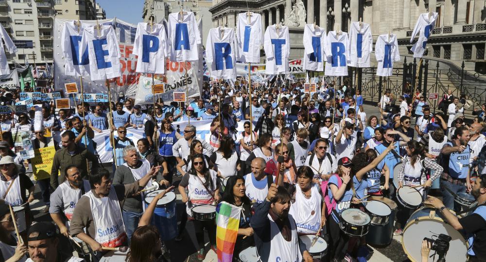 Informe del CETyD: critica situación laboral