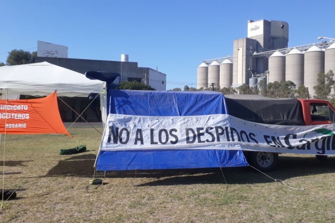 Acampan contra el lock out de Cargill