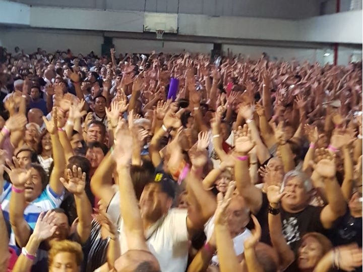 Con una multitudinaria asamblea, arrancó la renovación de autoridades de los municipales de La Matanza