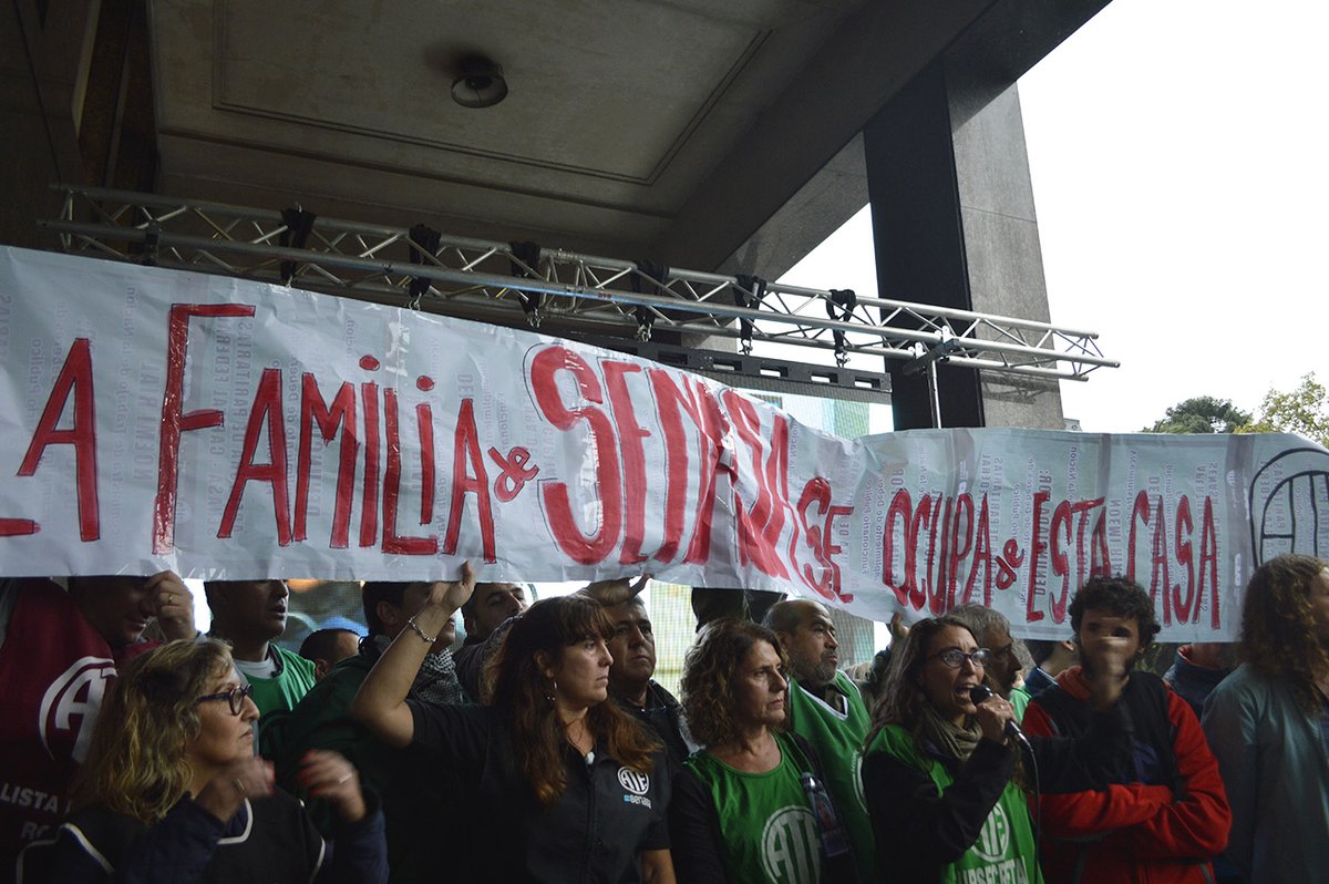 Otros tres días de huelgas y ocupaciones del Senasa contra los despidos masivos