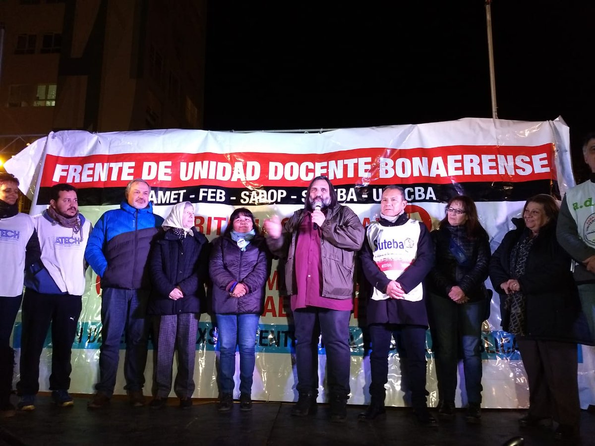 Para los docentes bonaerense, el paro fue «masivo»