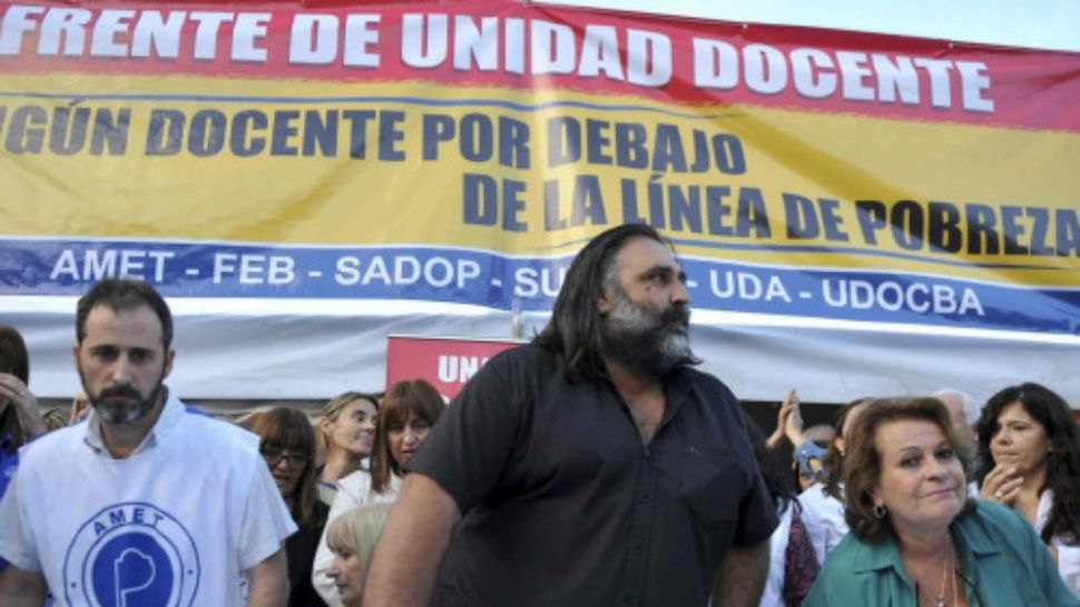 A 51 días del último llamado de Vidal a paritarias, los docentes lanzan un paro de 48 horas