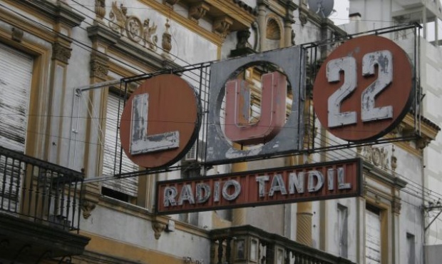 Despiden 11 empleados en Radio Tandil y vinculan a Bossio con el vacimiento