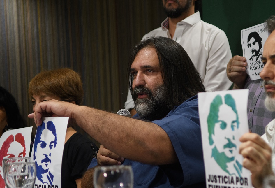 Baradel denunció que también hay docentes entre los aportantes truchos de Cambiemos