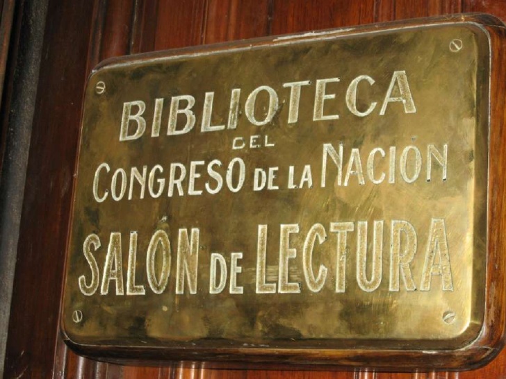 Cambiemos ya alista despidos masivos en la Biblioteca del Congreso