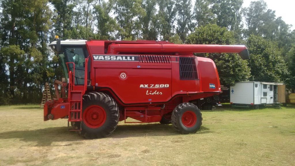 Interminable: sigue el conflicto en la fábrica de cosechadoras Vassalli que ahora reduce la jornada laboral