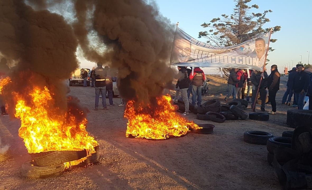 Sigue la crisis energética en Chubut y en localidades los trabajadores suman 5 meses sin cobrar