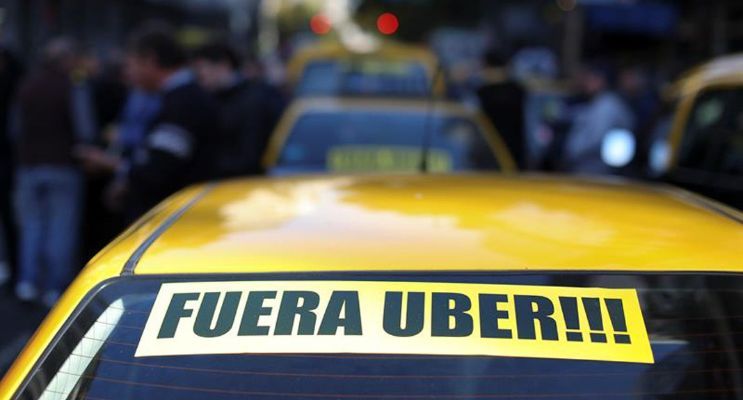 Avanza proyecto que propone multas de hasta $ 200.000 para conductores de Uber