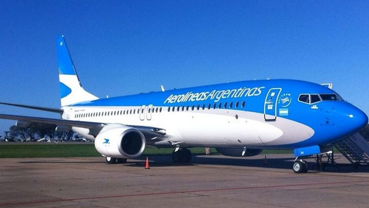 El presidente de Aerolíneas Argentinas embarró la cancha, metió a Moyano y Baradel en el conflicto y dijo que la empresa está «virtualmente quebrada»