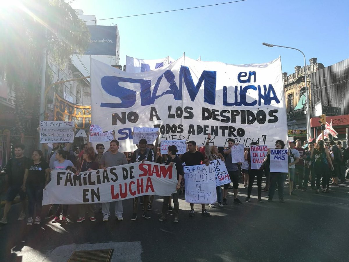 Despedidos de SIAM realizaron un corte para reclamar reincorporaciones