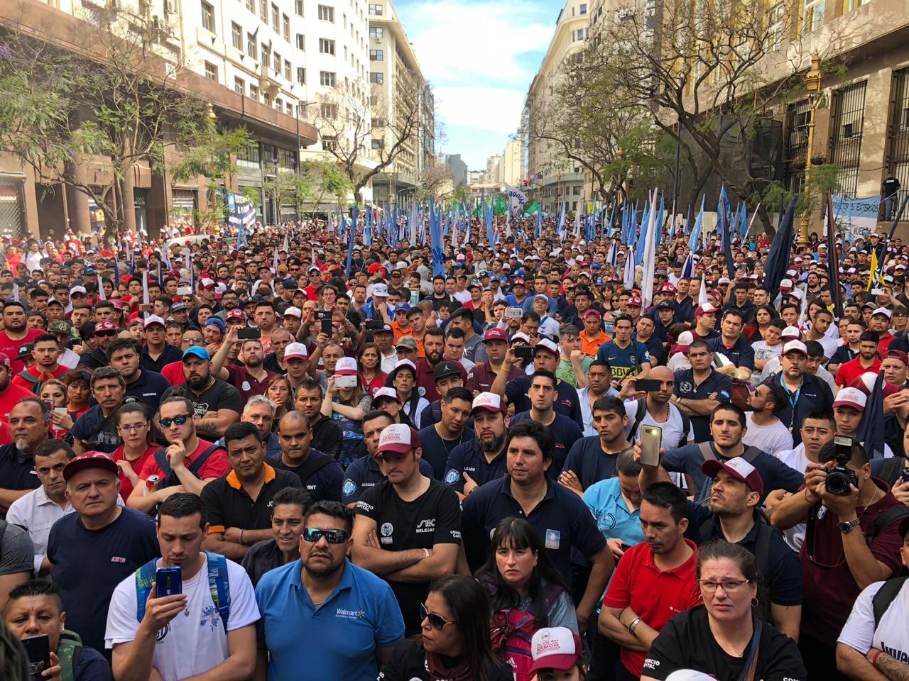 Muerza movilizó una multitud, pidió reapertura de paritarias y avisó que no se dejará robar las elecciones