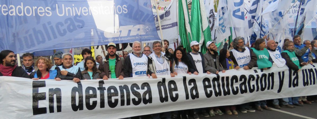 Habrá bono de fin de año para los docentes universitarios