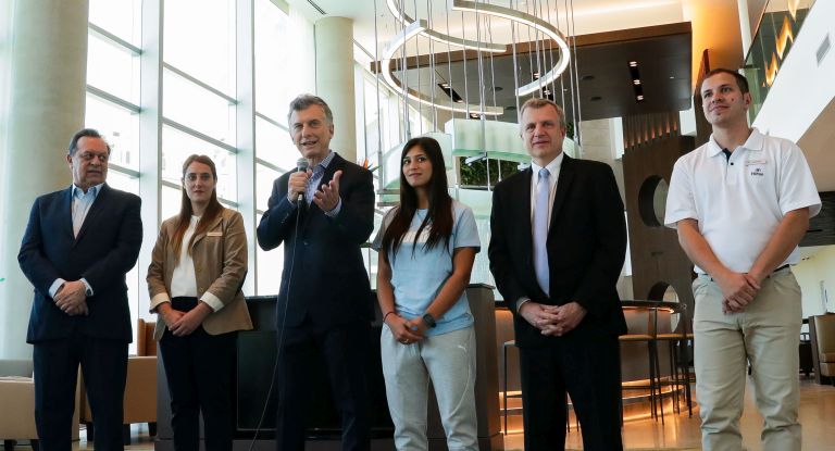 «Quieren terminar con Aerolíneas Argentinas»