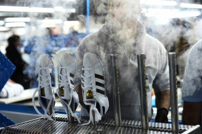 Cierra hoy Paquetá, fábrica que producía para Adidas y se efectivizan los 397 despidos