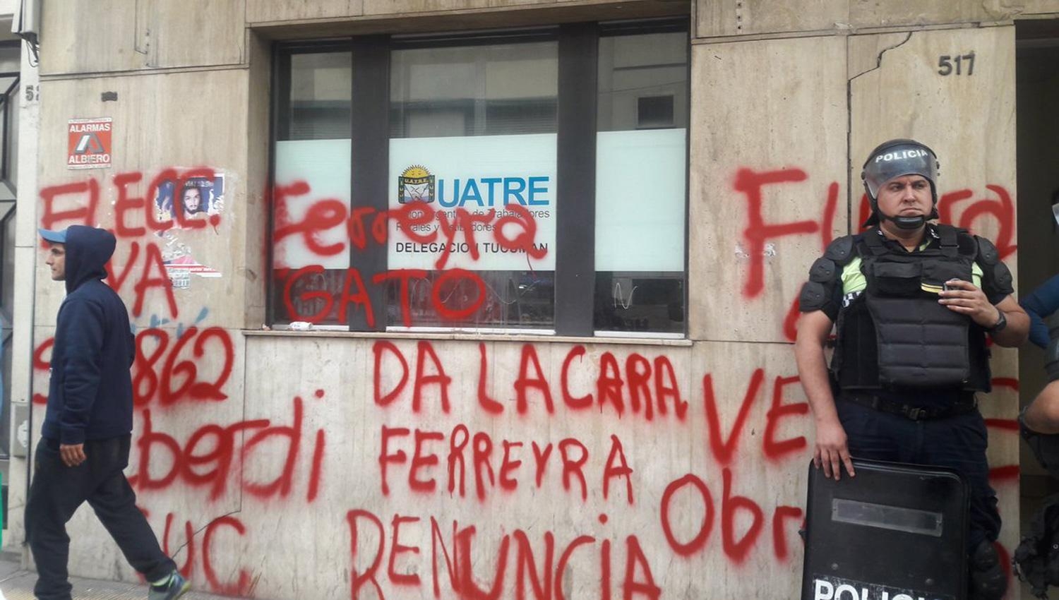 Dirigente de la Uatre insultó y amenazó a trabajadores que fueron a reclamar al gremio