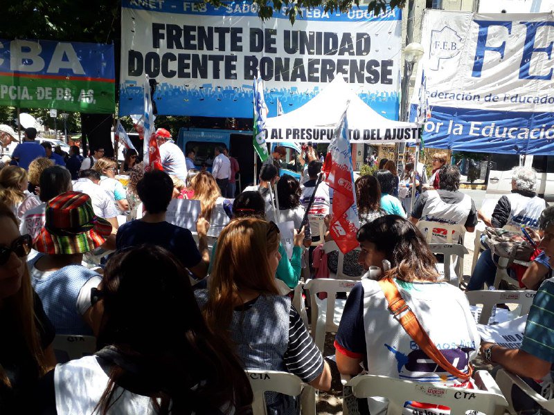 Docentes bonaerenses reiteraron que de no haber acuerdo paritario no iniciarán las clases el año próximo