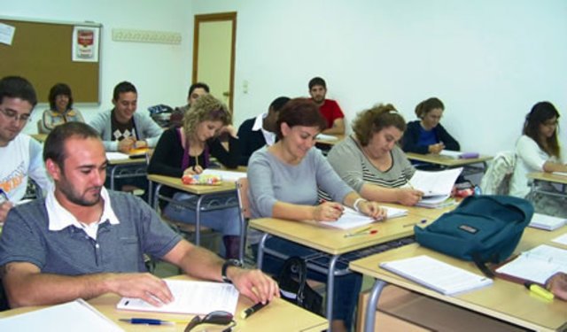 Docentes porteños denunciaron el cierre de secundarios nocturnos en la Ciudad