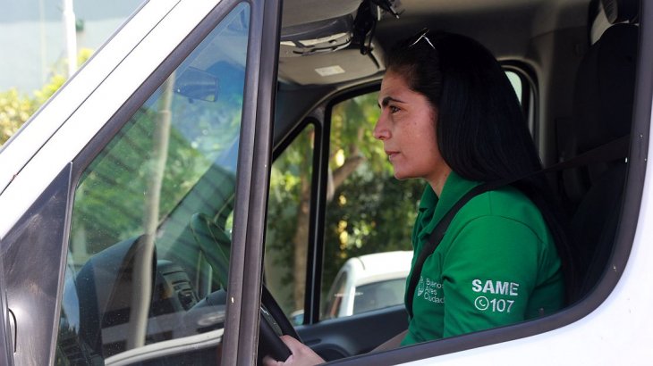 Por primera vez una mujer manejará una ambulancia del SAME