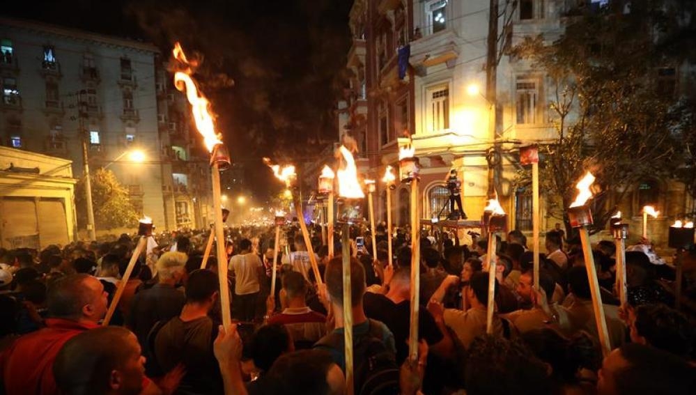 Gremios del transporte y de la seguridad social se suman a la marcha contra los tarifazos