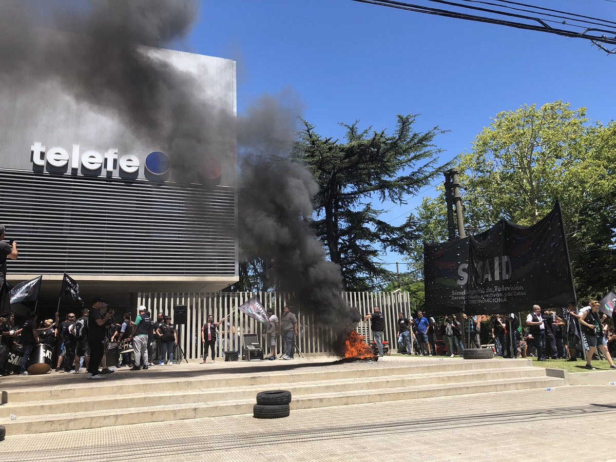 Despidos masivos y paro total en TeLeFe