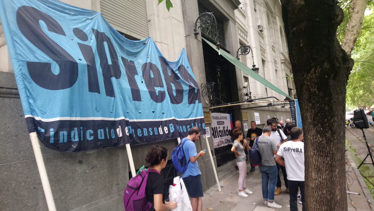 Trabajadores de prensa denunciaron despidos masivos en Editorial Atlántida