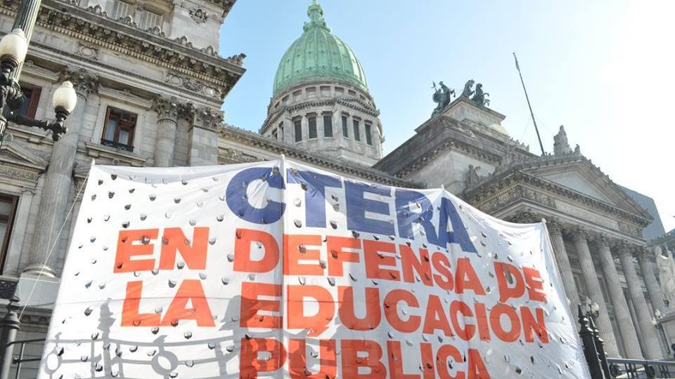 Sin paritaria nacional y con conflictos diseminados en todo el país, CTERA ya piensa en un paro nacional