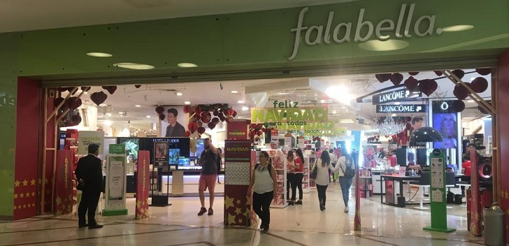 Clara señal de crisis: Falabella cerró su tienda de la calle Florida
