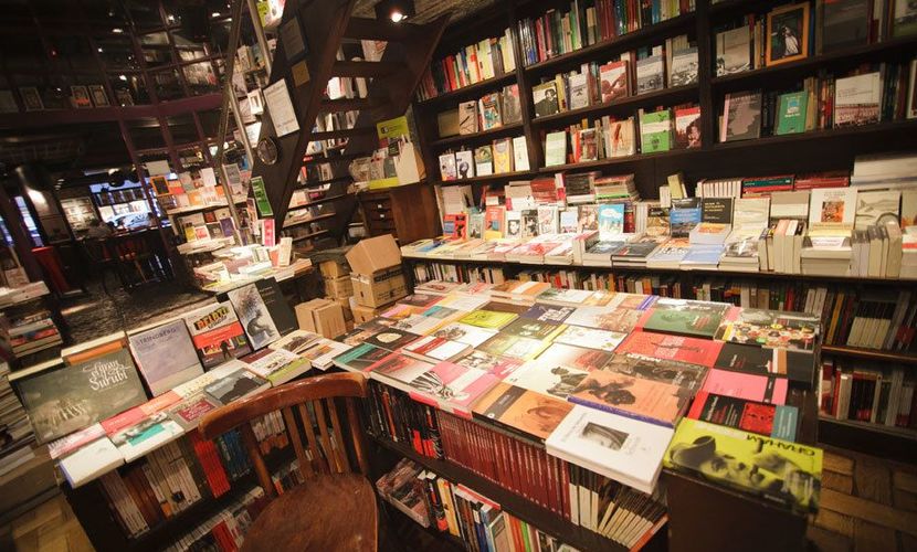 La crisis arrasa con todo: tras 80 años cerró la librería Clásica y Moderna