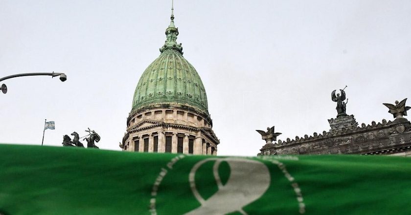 Cómo votarán los senadores de extracción sindical frente a la legalización del aborto