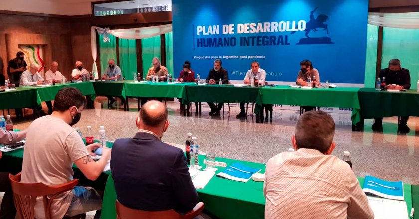 Gremios y movimientos sociales insisten en el Plan de Desarrollo Humano Integral que generaría 4 millones de empleos