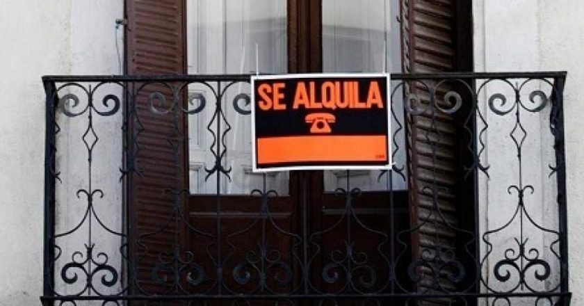 Las dos CTA de CABA piden que se extienda el congelamiento de los alquileres