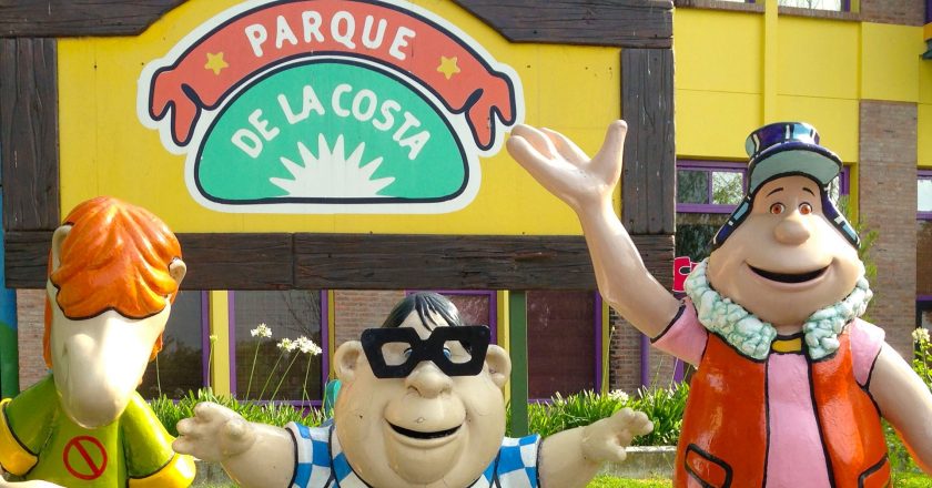 Pasteleros se moviliza por los 500 empleos del Parque de la Costa