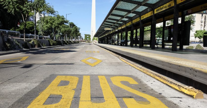 La UTA amenaza con dejar al país sin colectivos el viernes si no hay acuerdo con los empresarios en paritarias