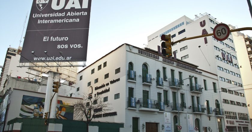 El gremio que nuclea a los trabajadores de la universidad UAI consiguió el reconocimiento formal