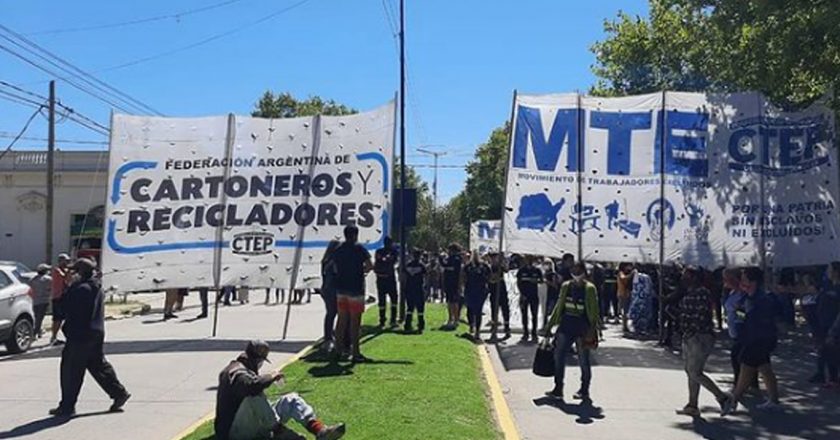 Cartoneros reprimidos y detenidos en San Vicente