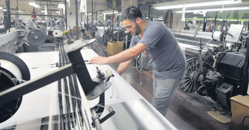 En enero la industria continuó con proceso de recuperación de empleo iniciado en últimos meses de 2020