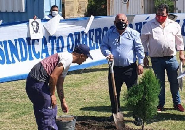 Marineros recordaron a sus desaparecidos: «La única causa por la cual perecieron fue defender los derechos de los trabajadores»