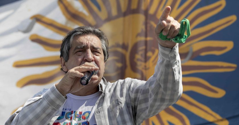 Godoy cuestionó las negociaciones con el FMI y disparó: “Hay una clara falta de respuesta del Gobierno ante los graves índices de pobreza e indigencia”