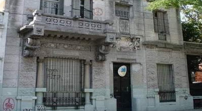 En las vísperas del paro docente para reclamar la suspensión de la presencialidad, falleció de Covid un estudiante secundario de CABA