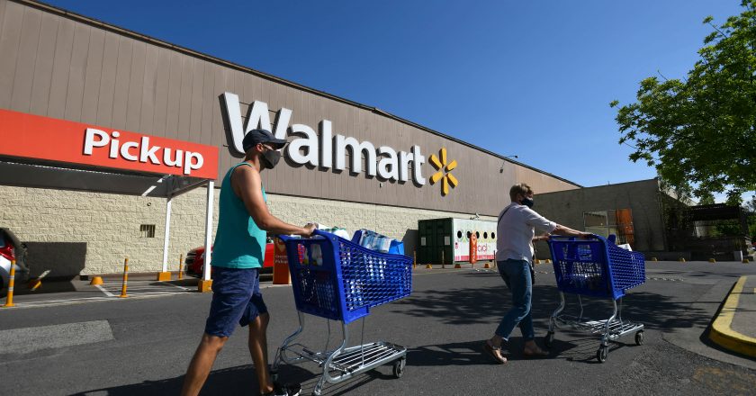 Efecto dominó: tras el bono a Camioneros, Walmart abre negociación para pagar un «estímulo» a los empleados de Comercio