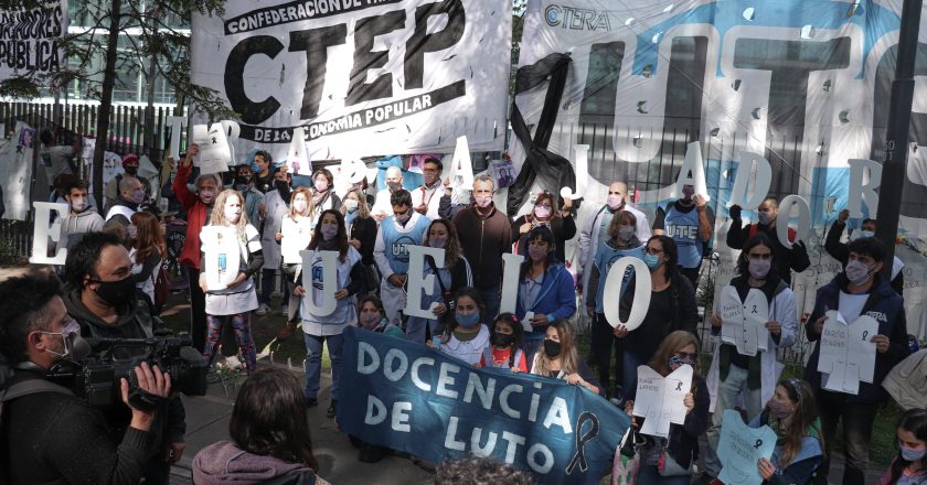 Los gremios docentes porteños cumplieron 3 semanas de paro y continúan con su plan de lucha