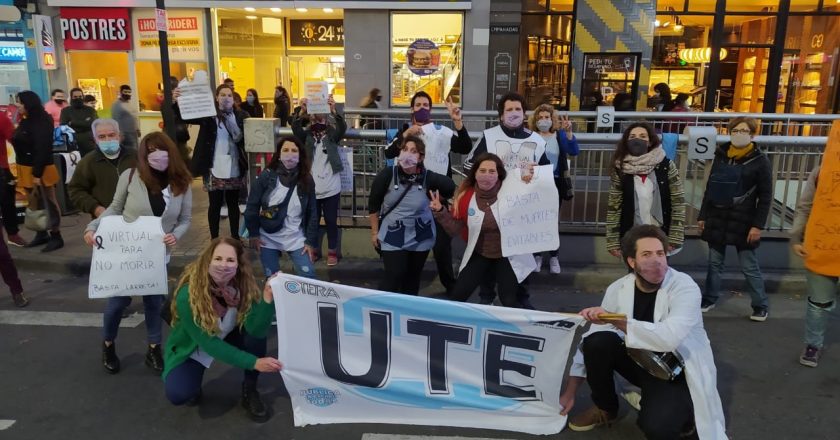 Ahora los docentes realizan clases virtuales frente a suspensión dictada por Rodríguez Larreta