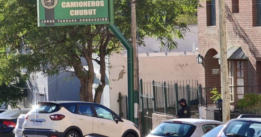 Procesan y embargan a 20 miembros de Camioneros en Chubut por la causa que investiga el robo de vacunas en la provincia