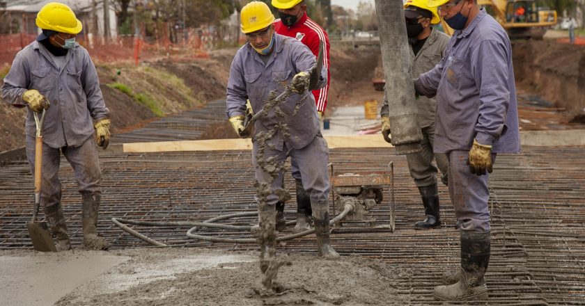 El 50% de los ocupados cobra 39 mil pesos o menos y está lejos de una canasta básica