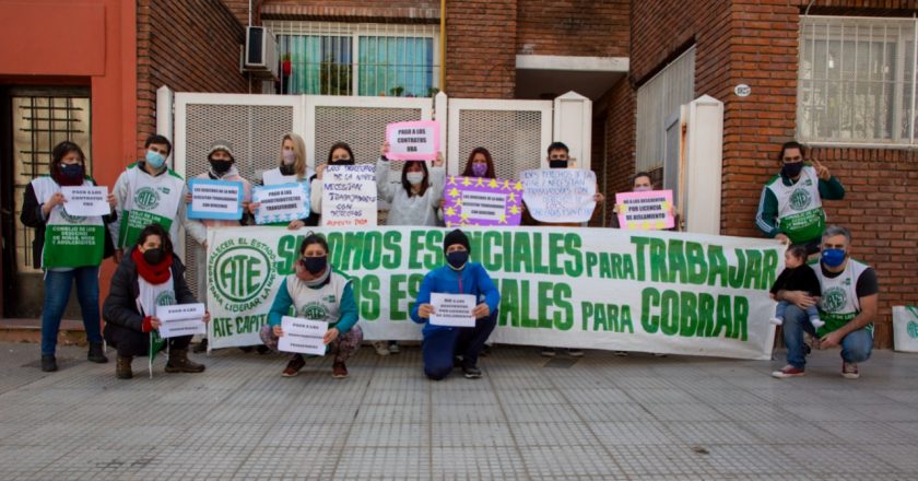 Trabajadores de hogares y paradores de menores de edad en la Ciudad llevan un mes y medio sin cobrar