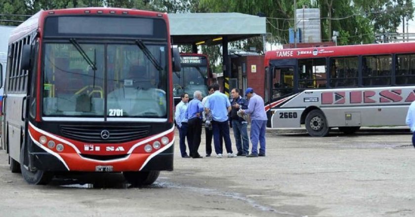 Un aumento el 30% de los subsidios podría destrabar la demorada paritaria de la UTA para los choferes del interior