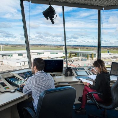 Sin acuerdo y ante el vencimiento de la conciliación, controladores aéreos anunciaron paros escalonados que retrasarán vuelos en todo el país